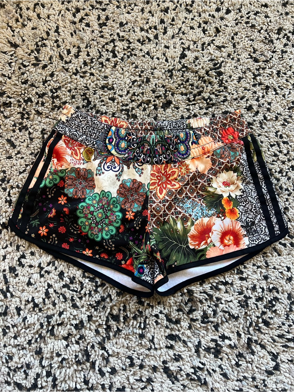 Adidas Farm Rio Jardim Agharta Floral Print Shorts Athletic Casual Women’s Small